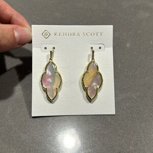 Kendra Scott Abbie Drop Earrings in Gold Iridescent Abalone